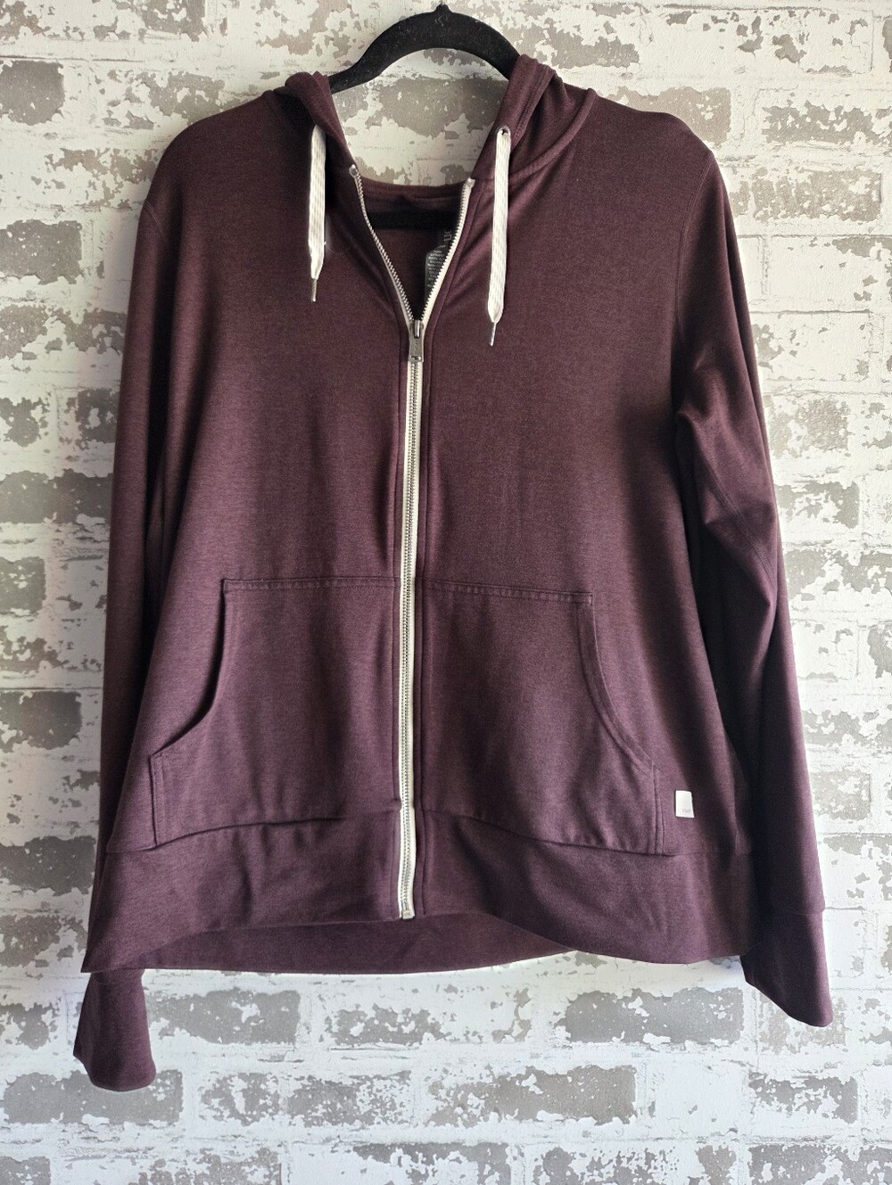 ​Vuori Heathered Burgundy Zip Up Hoodie Jacket Size L